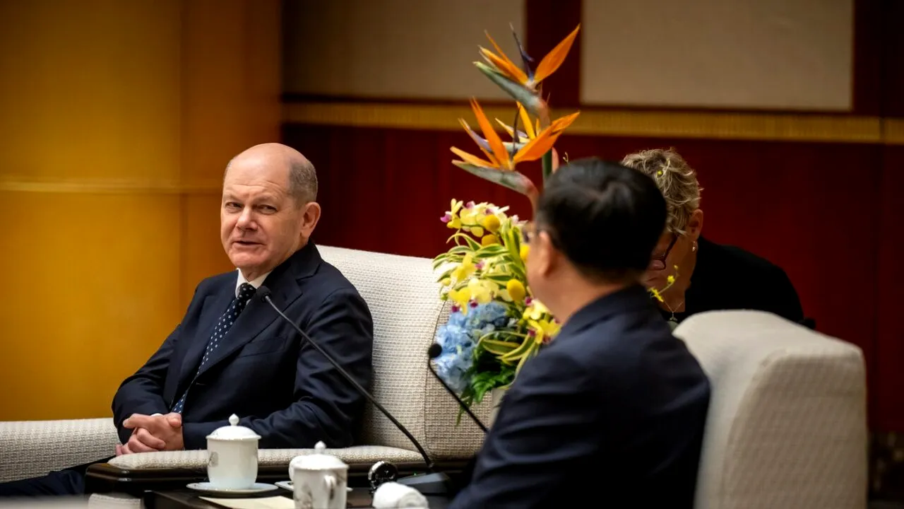Olaf Scholz critică practicile comerciale chineze /”Competiția trebuie să fie CORECTĂ”