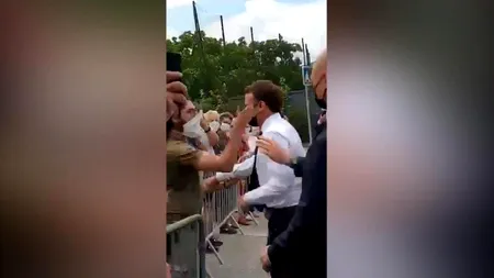 Bărbatul care l-a pălmuit pe Emmanuel Macron, simpatizant al extremei drepte. Ce pasiuni și preocupări are agresorul președintelui Franței