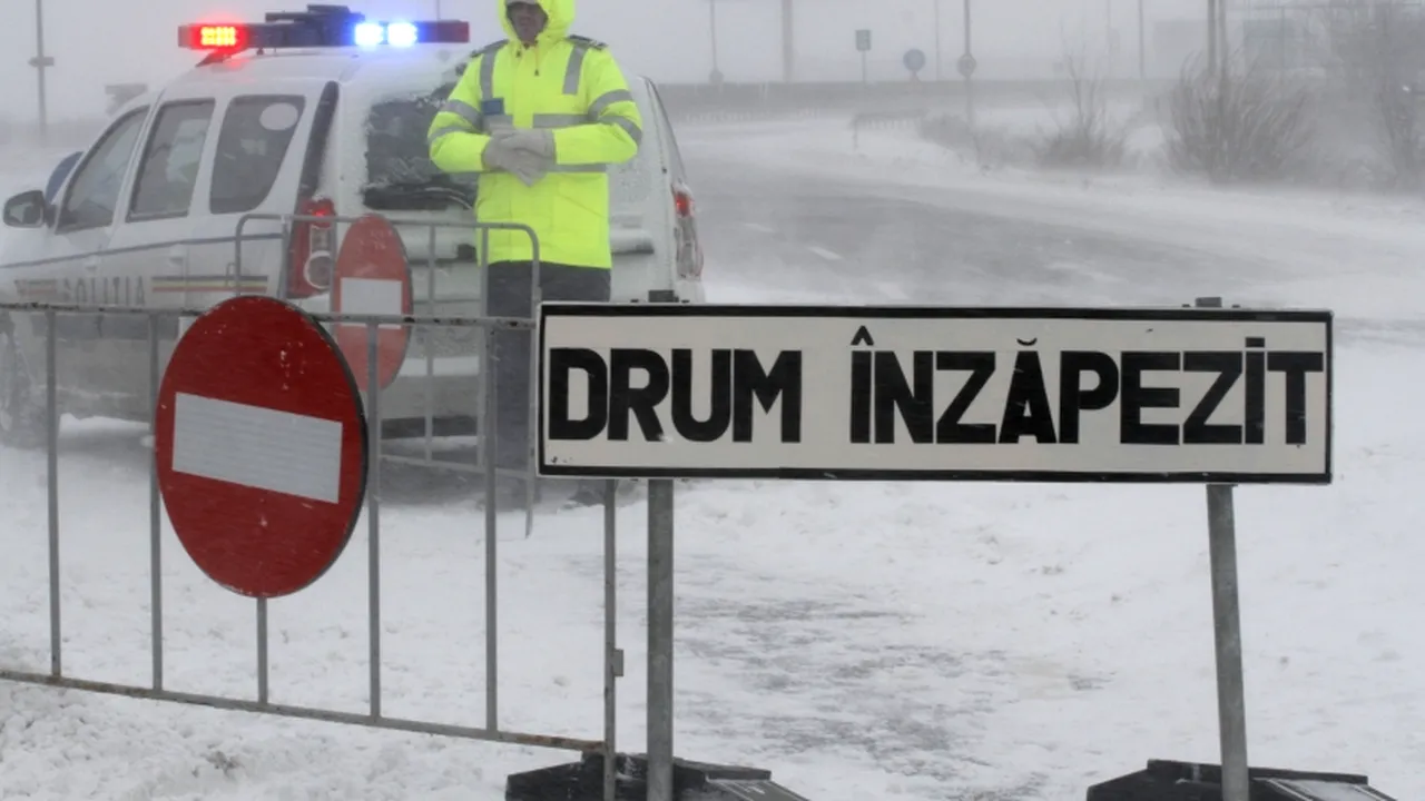 Ialomița: Drumurile, în continuare închise; peste 60 de localități sunt izolate