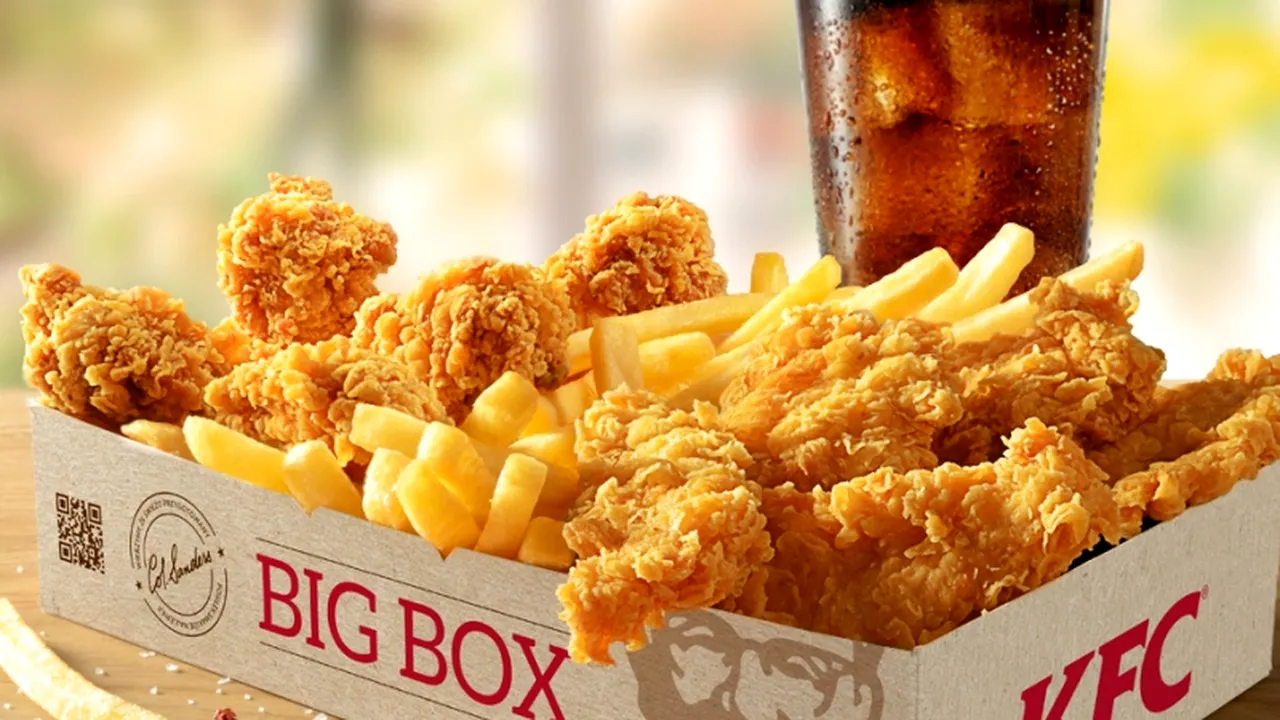 Țara unde KFC și-a adaptat meniurile în funcție de fiecare client grație recunoașterii faciale 

