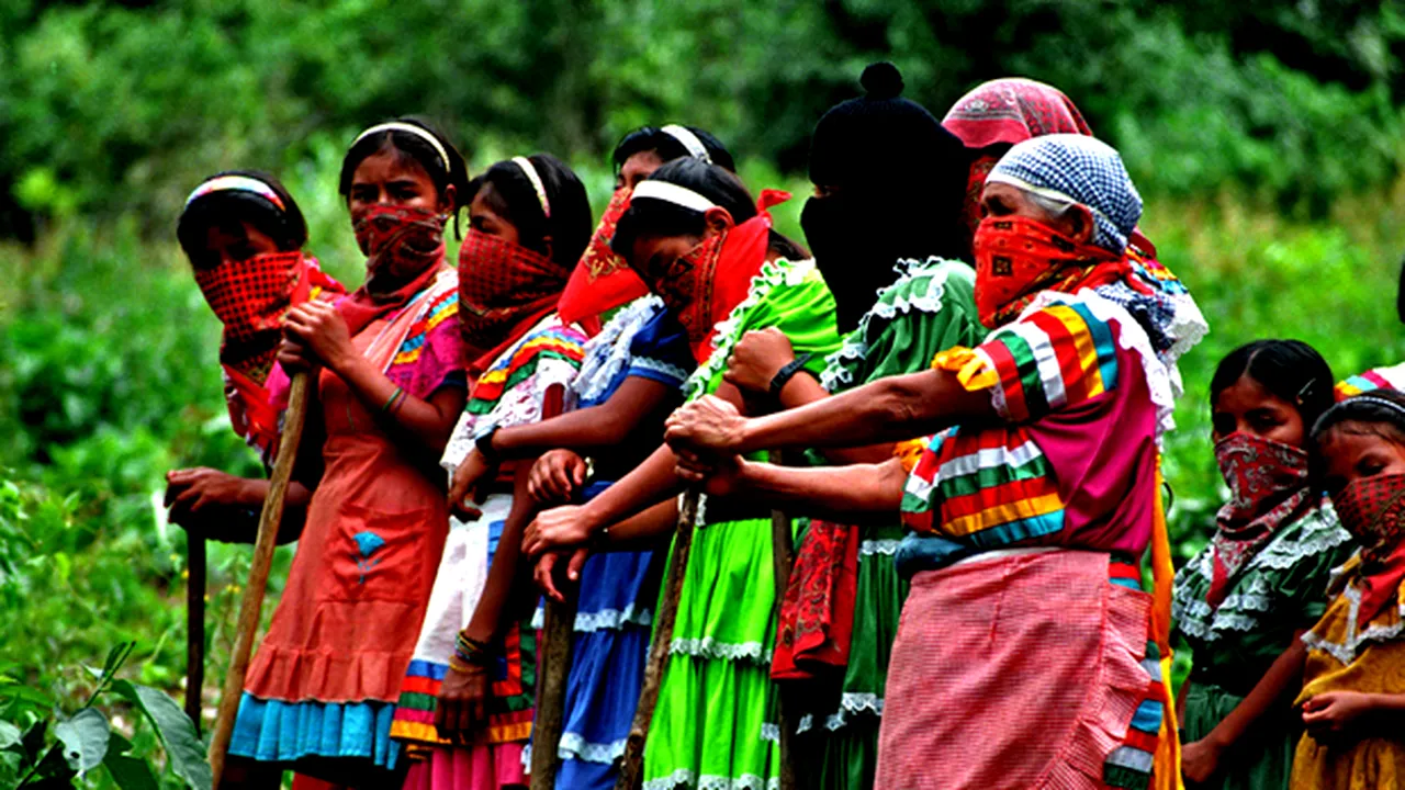 Orașul în care femeile au dat afară toți polițiștii, politicienii și gangsterii