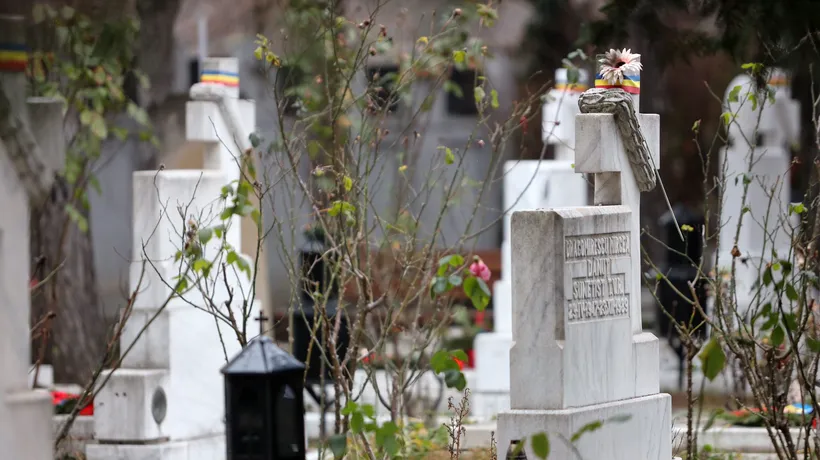 Descoperire ȘOCANTĂ într-un cimitir din Cluj: Un cadavru ars a fost găsit printre morminte