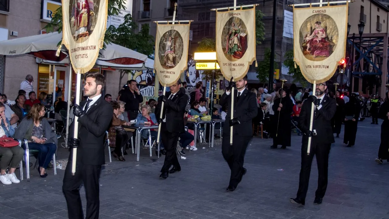 „Frăția Sângelui lui Hristos”, o instituție medievală care a reușit să supraviețuiască în Spania din secolul al XIII-lea. Cu ce se ocupă