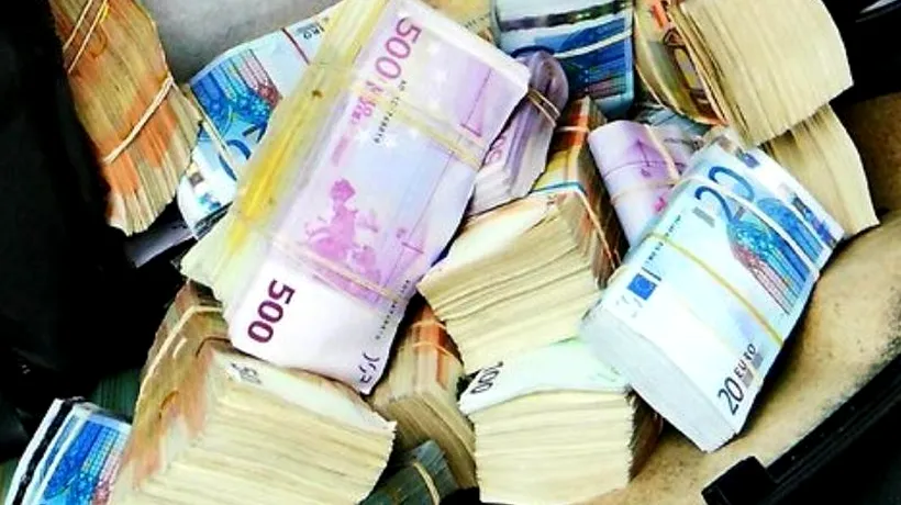 A apărut sacoșa cu mii euro și lire sterline pierdută de un cetățean în Iulius Mall Suceava