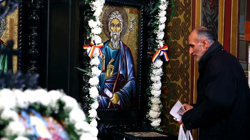 Credincioșii îl prăznuiesc, vineri, pe Sfântul Apostol Andrei, ocrotitorul României