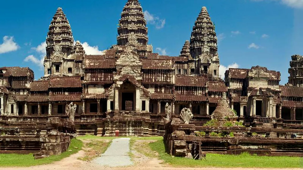 TURISM ÎN PANDEMIE. Țara care te obligă să plătești 3.000 de dolari 