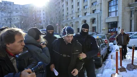 Anchetatorii au pus sub acuzare 21 de persone implicate în trafic de droguri și etnobotanice
