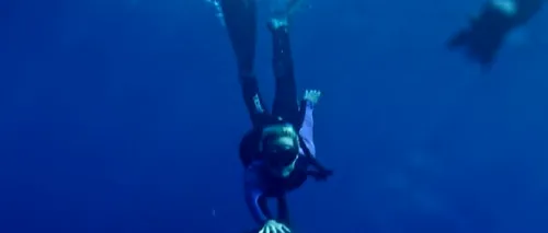 Un rechin din specia Marele Alb se apropie de această femeie care înoată în ocean. O înregistrare VIDEO arată ce se întâmplă în minutele următoare: „Depășește orice imaginație