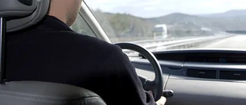 Un șofer a rămas FĂRĂ PERMIS la doar 49 DE MINUTE după ce l-a obținut