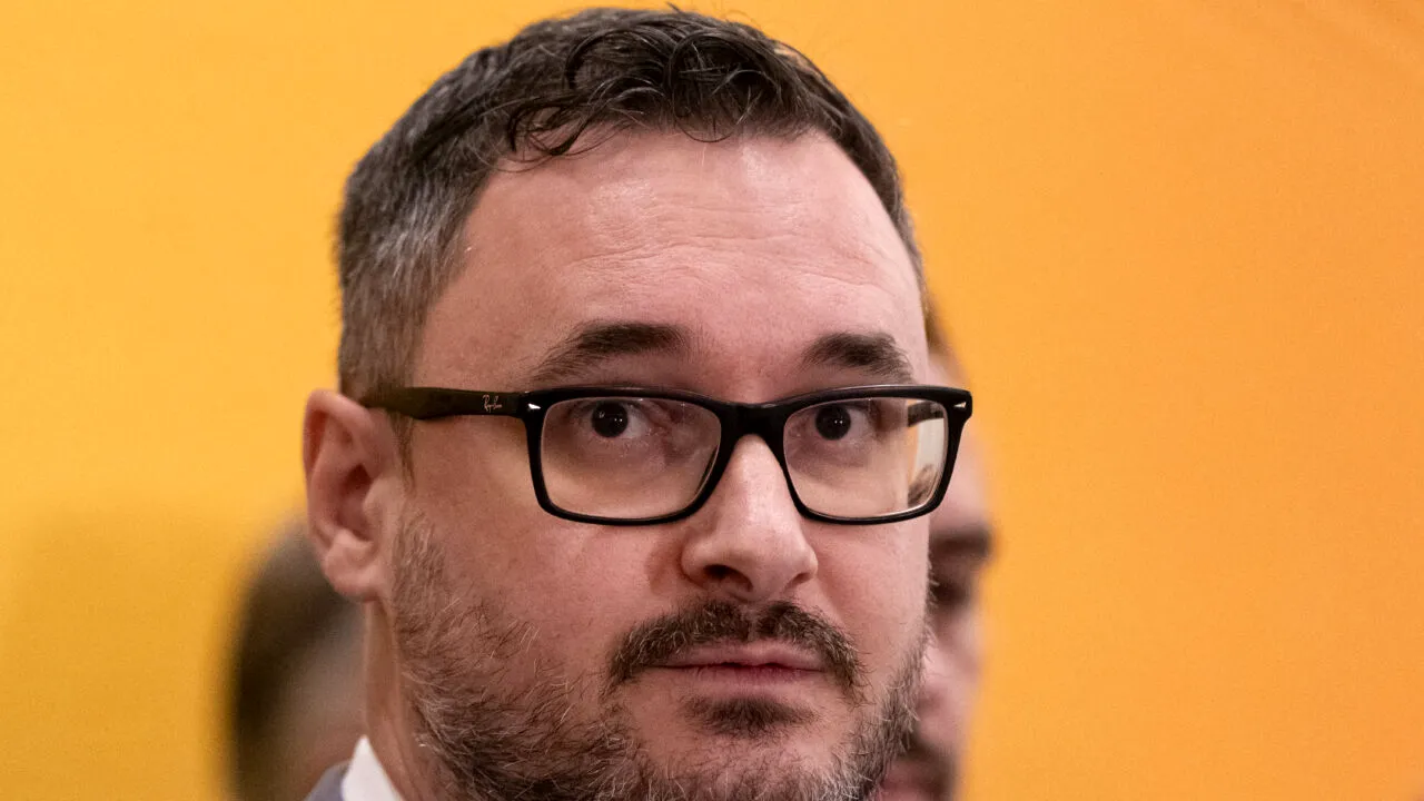 Dan Tanasă (AUR): Cum poate un vicepremier care a dat MITĂ la ANAF să decidă azi soarta firmelor și a românilor?