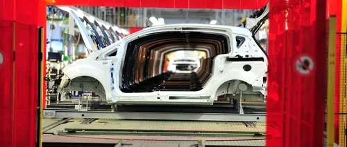 Uzina Ford de la Craiova va întrerupe producția 7 zile, în septembrie; angajații - în șomaj tehnic