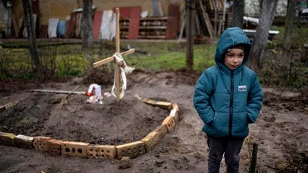 Morgile sunt pline în mai multe orașe din regiunea Luhansk. Morții sunt înmormântați în gropi comune, spune un oficial ucrainean