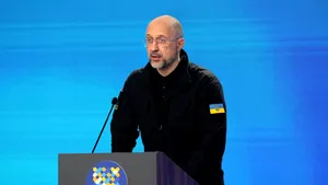 Premierul ucrainean și-a dat DEMISIA, deschizând calea spre o largă remaniere guvernamentală