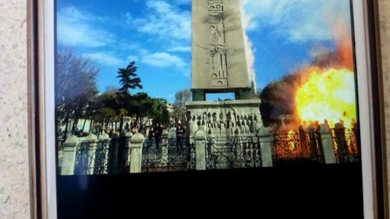 O imagine pare să surprindă momentul comiterii atacului sinucigaș din Istanbul
