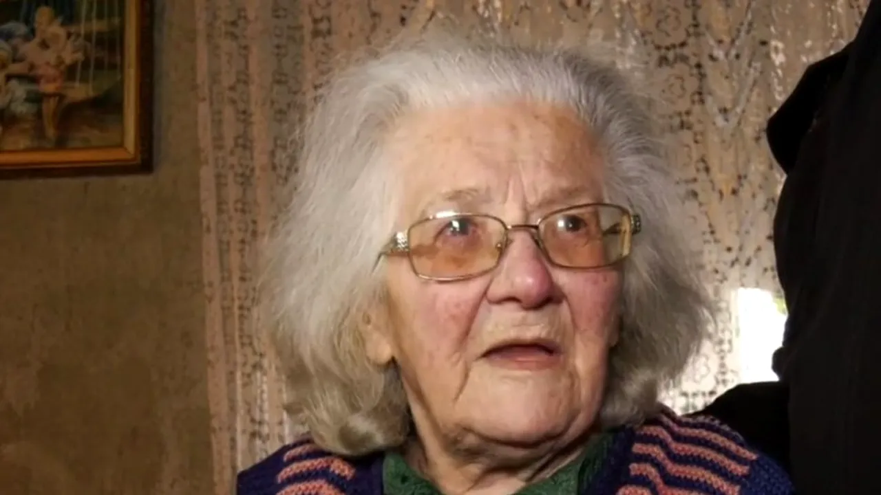 Bătrâna din Constanța, care a sunat la 112 să spună că moare de frig în casă, și-a spus povestea. A rămas singură, după ce i-au murit soțul, fiul, sora și fratele