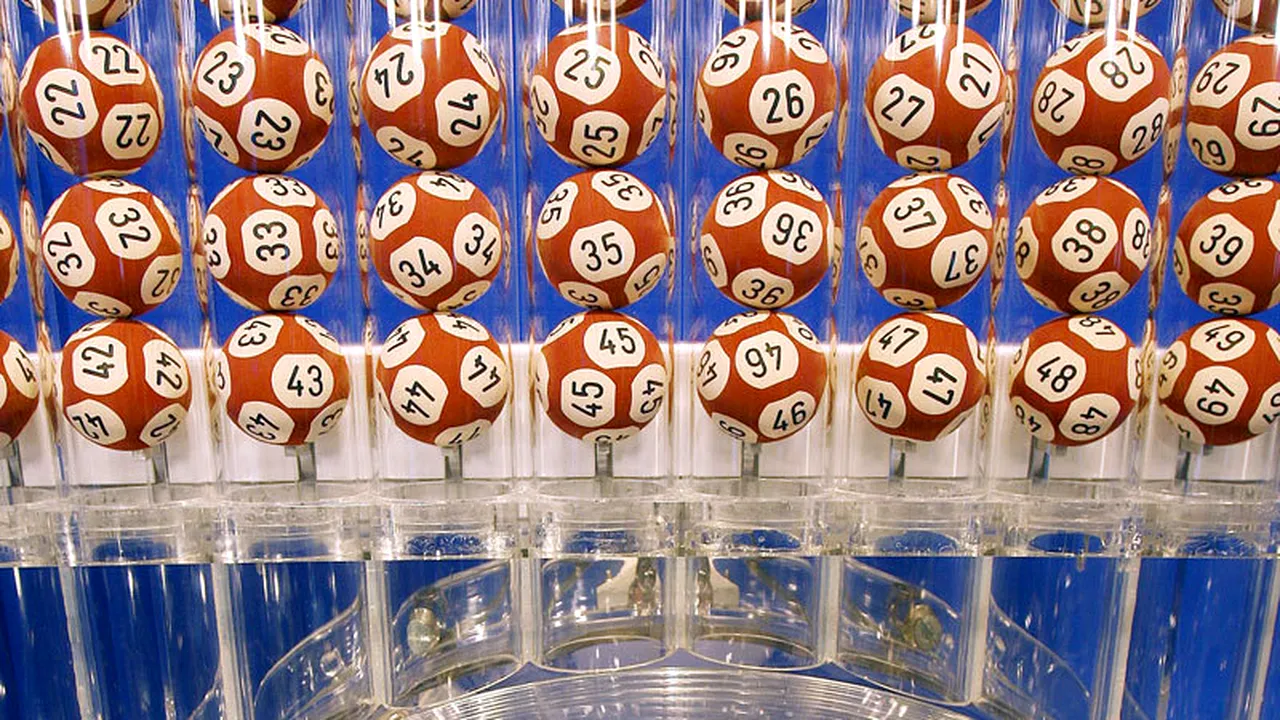 LOTO 6/49. Premiul categoriei I la Loto 6/49, de peste 3,28 milioane de lei, nu a fost câștigat