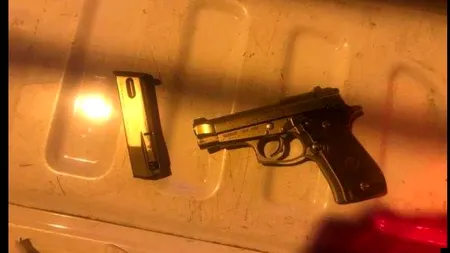 Români arestați în MEXIC, pentru posesie ilegală de arme de foc. Cei doi bărbați aveau asupra lor și o sumă mare de BANI