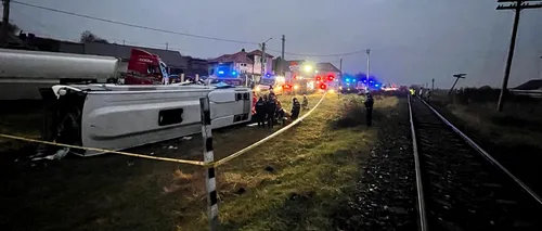 UPDATE - Accident pe o șosea din Bistrița-Năsăud între o cisternă și un autocar, în care au fost implicate 15 persoane. Unul dintre pasageri a murit (FOTO-VIDEO)