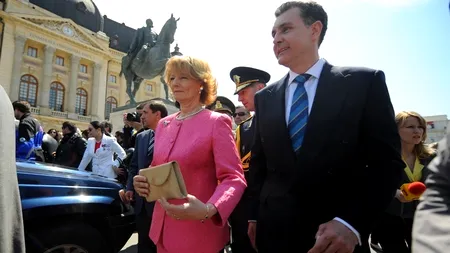 Principesa Margareta și principele Radu, primiți la palatul Buckingham de regina Elizabeth