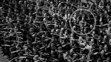FOTO | Povestea tragică a lui A. Landmesser, bărbatul care a refuzat sa facă salutul hitlerist. Noi imagini rare cu el și femeia pentru care a suferit
