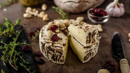 Ce se întâmplă în organismul tău dacă mănânci în fiecare zi BRÂNZĂ. Puțini știu ce efecte are