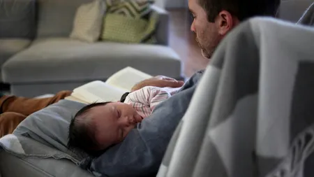 Google l-a dat de gol și a ajuns după gratii! Ce a putut să caute un bărbat pe internet, cu câteva zile înainte de MOARTEA bebelușului său