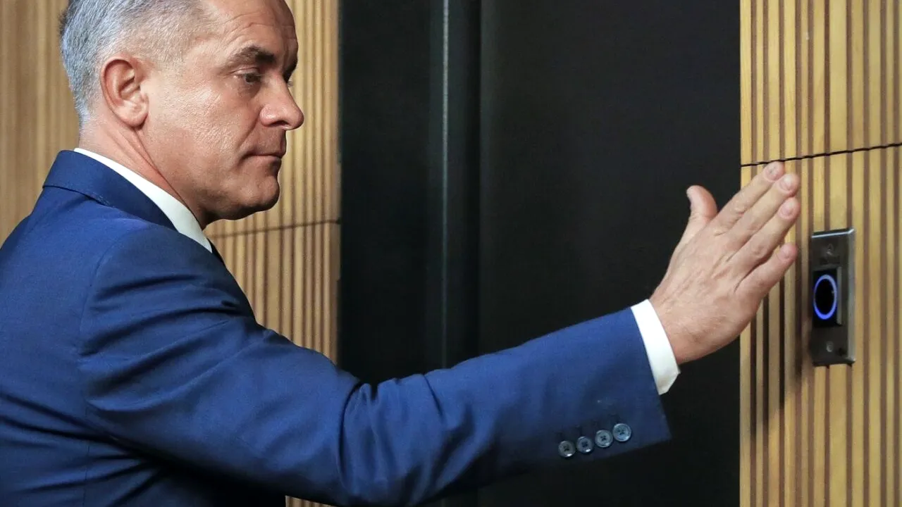 Vladimir Plahotniuc, acuzat de fraudă de 1.000.000.000 $ în Moldova, ar fi COLABORAT cu Rusia. Vizite secrete și privilegii exclusiviste la Moscova