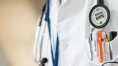 Medicii de familie rup tăcerea: Toți ar accepta o lună-două de funcționare offline, doar să se revină la normal