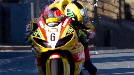 FOTO. Ce a pățit un motociclist britanic în timpul unui antrenament