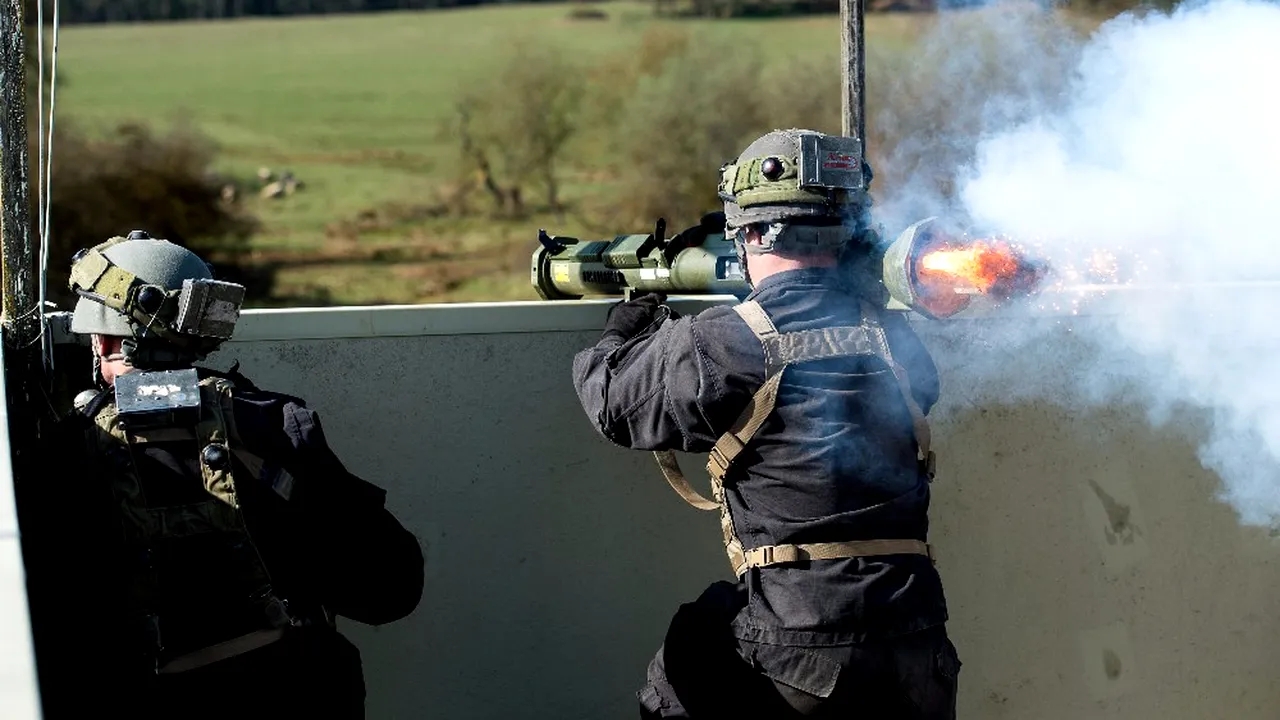 HARTA exporturilor de armament. Lista clienților-surpriză care au cumpărat arme din România în 2015