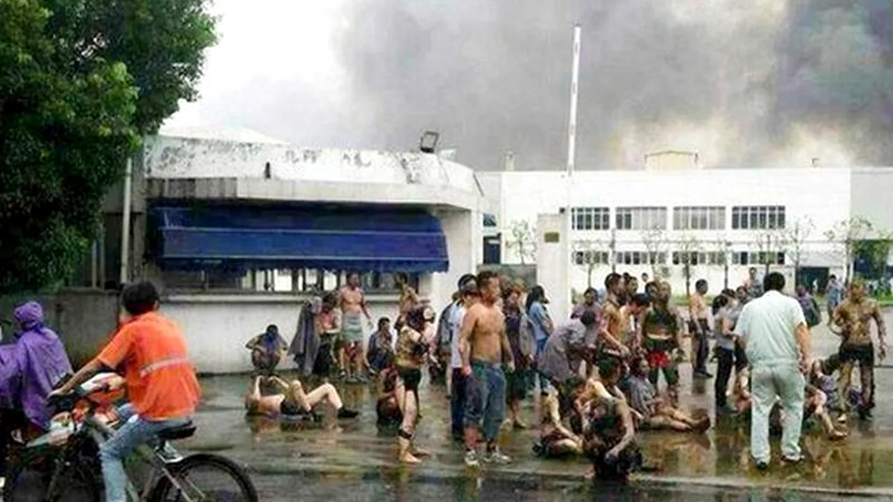 Zeci de morți în urma exploziei produse într-o uzină din estul Chinei