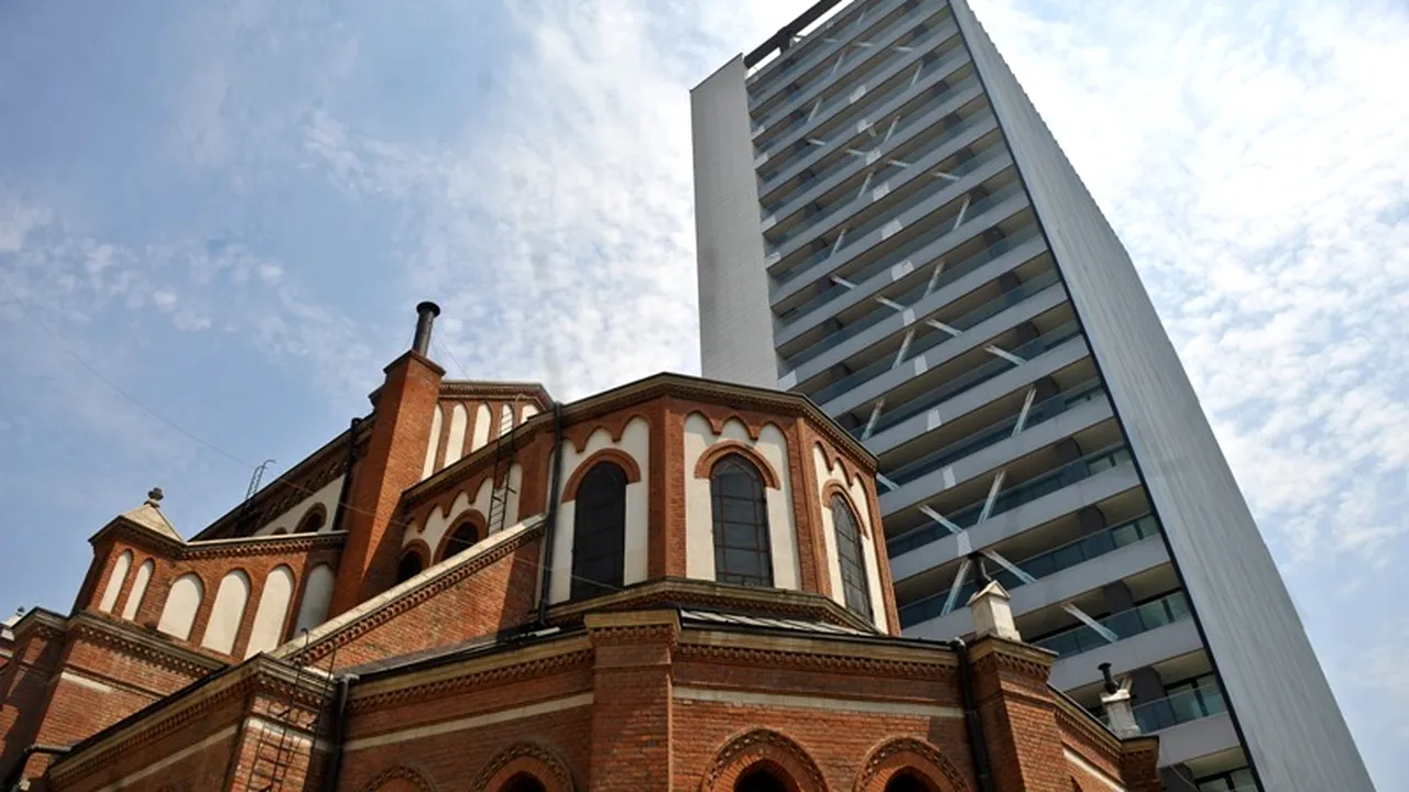 Arhiepiscopia Romano-Catolică: Clădirea de birouri Cathedral Plaza din Capitală va fi demolată