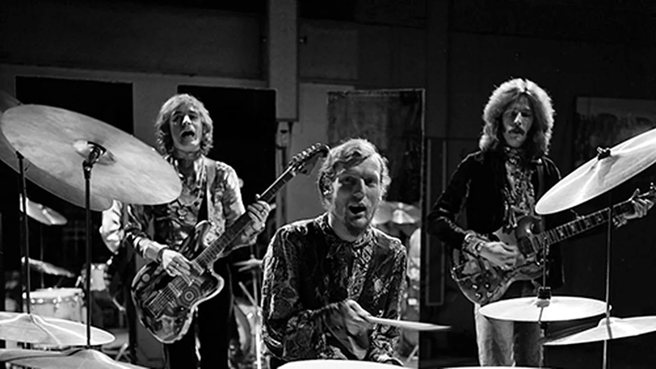 O legendă a rockului, internat în stare critică