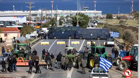 Haos pe aeroportul Heraklion din Creta. Mii de fermieri protestează pe piste din cauza subvențiilor întârziate ale Uniunii Europene