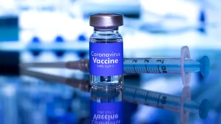 Oxford anunță: Potențialul vaccin împotriva COVID-19 are o eficacitate de peste 70%