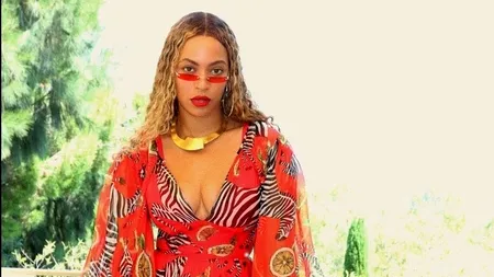 Coperta Vogue SUA, realizată de un FOTOGRAF DE CULOARE, pentru prima dată în 126 de ani