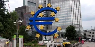 Banca Centrală Europeană: Prețul locuințelor ar putea să scadă în zona euro, pe măsură ce dobânzile cresc