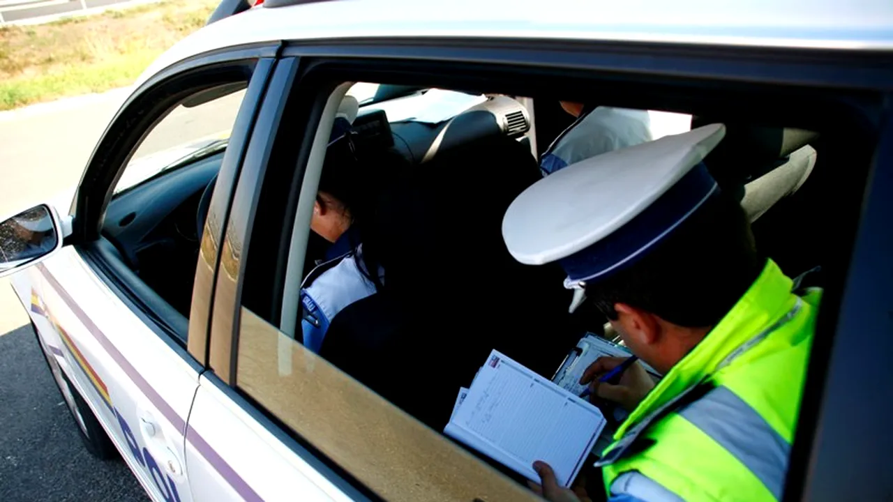 Deva: Adolescent de 14 ani, prins conducând cu 90 de kilometri la oră, tatăl fiind cu el în mașină