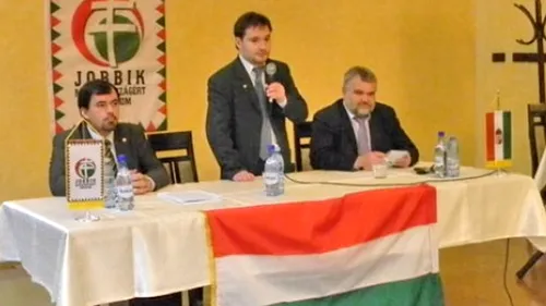 Liderii partidului extremist maghiar Jobbik, la Satu Mare: Firmele maghiare din România ar trebui să angajeze doar unguri