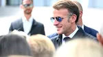 Macron, criticat după ce a apărut pe jet ski în vacanță. Fotografii publicate de o celebră revistă au provocat reacții în Franța