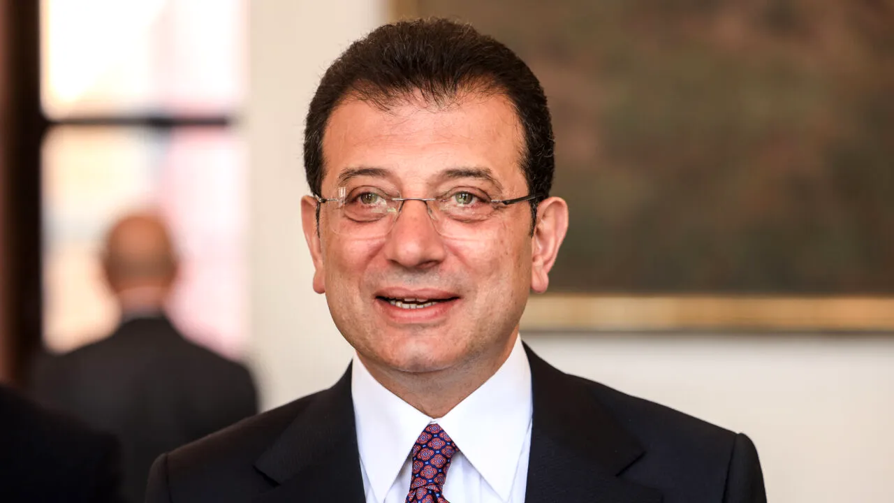 Ekrem Imamoglu, primarul Istanbulului, ÎNCARCERAT în așteptarea procesului