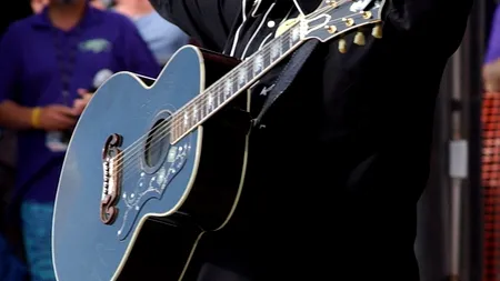 DRAMĂ. Doliu în lumea muzicii. Fiul unei celebre cântărețe, mort la 21 de ani. Cauza decesului, supradoză de droguri!