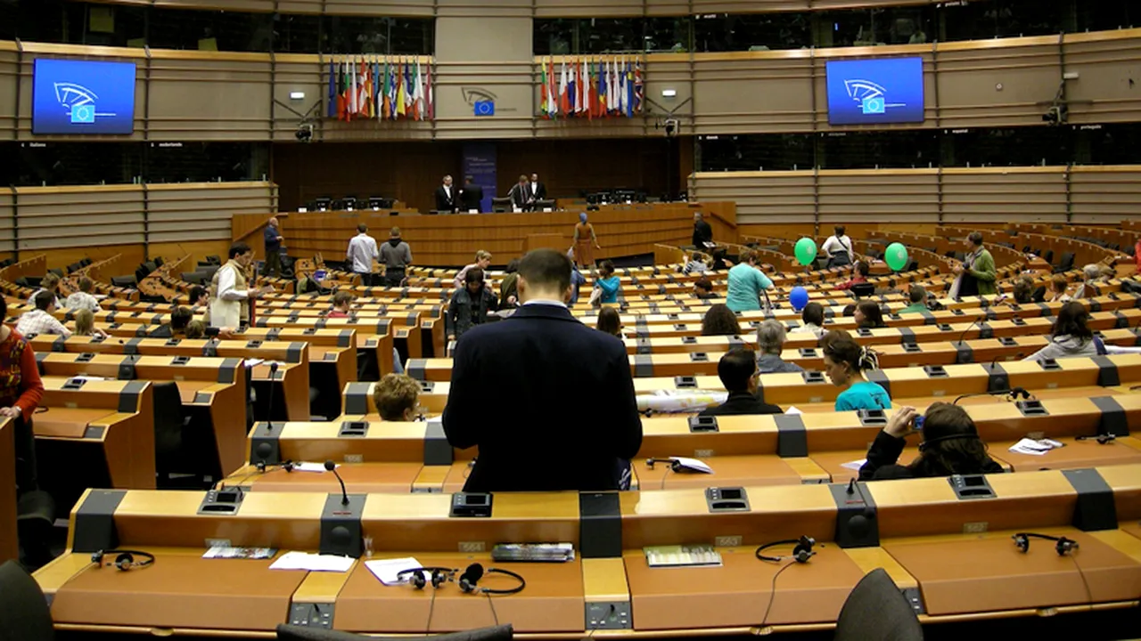 Activitatea de SPIONAJ de la Bruxelles, la același nivel ca în timpul Războiului Rece. 