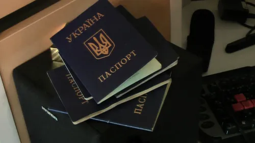 Rusia comandă 174.000 de pașapoarte diplomatice pentru a-i ajuta pe oligarhi și pe spioni să scape de sancțiunile Occidentului