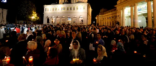 Peste 30.000 oameni au participat la slujba de Înviere în București