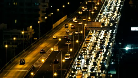 Studiu: Expunerea la zgomotul din traficul rutier creşte riscul de a dezvolta boala Alzheimer și alte demențe