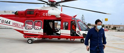 O femeie infectată cu Covid-19 a născut într-un elicopter