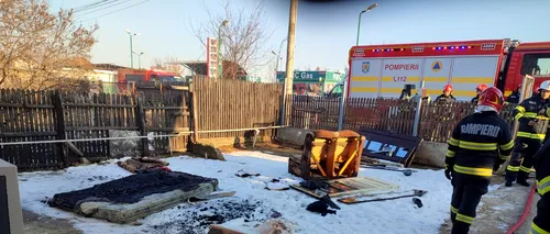Explozie urmată de un incendiu, în Dâmbovița. Două persoane au suferit ARSURI