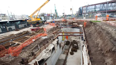 Școală evacuată în Sectorul 4, după ce un muncitor a găurit o țeavă de gaze