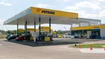 Motorina a trecut de 10 lei pe litru și la pompele Petrom din Capitală, după cea mai mare scumpire a carburanților de la începutul războiului
